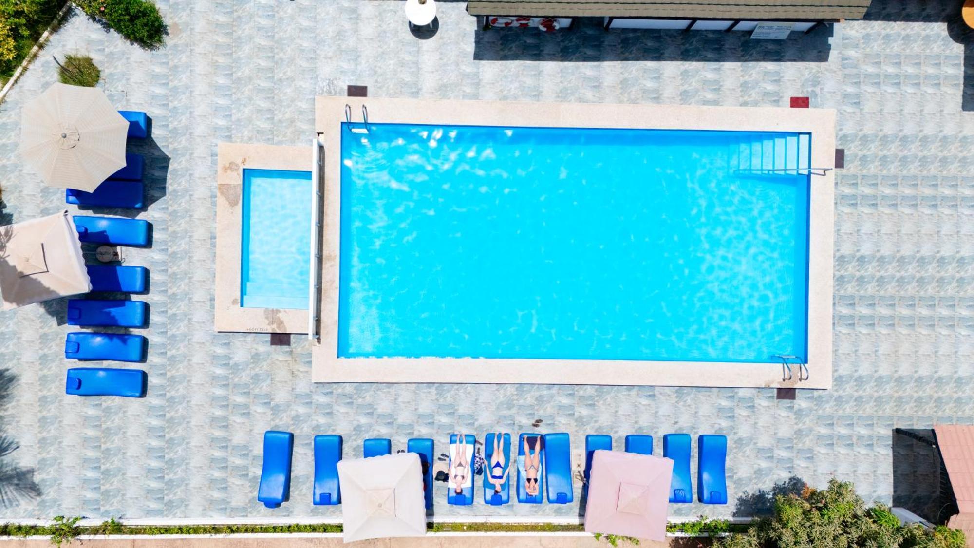 Bungalow Beach Hotel Serrekunda Luaran gambar