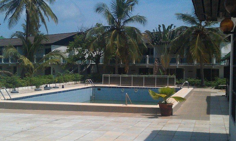 Bungalow Beach Hotel Serrekunda Luaran gambar