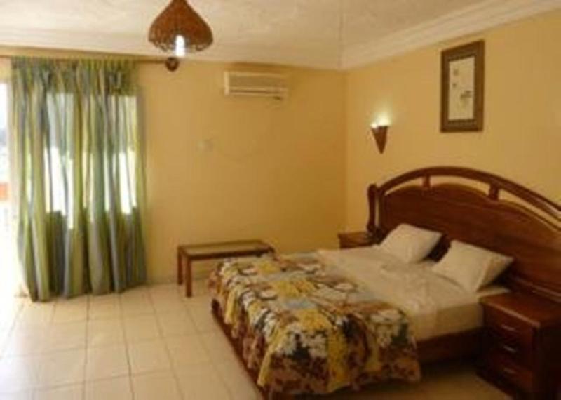 Bungalow Beach Hotel Serrekunda Luaran gambar
