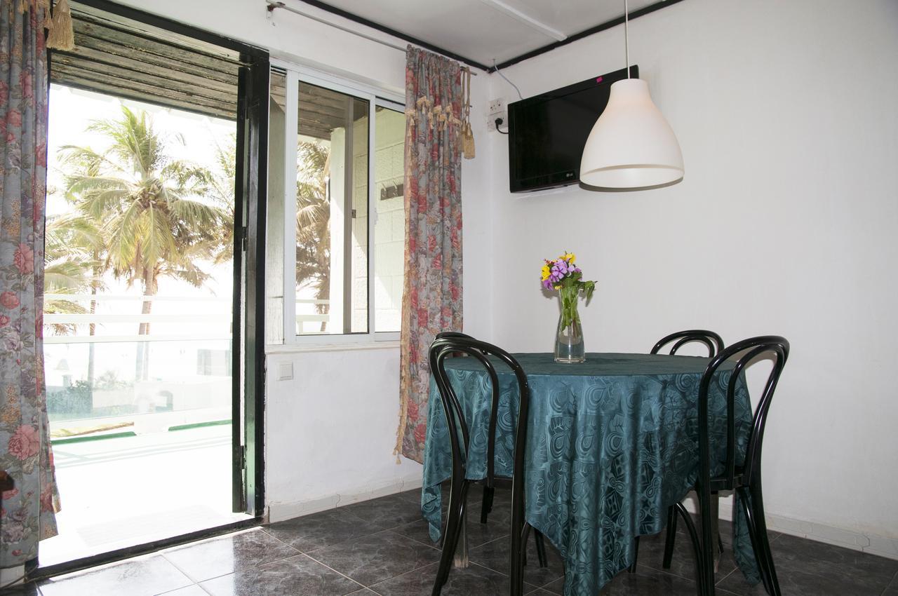 Bungalow Beach Hotel Serrekunda Luaran gambar
