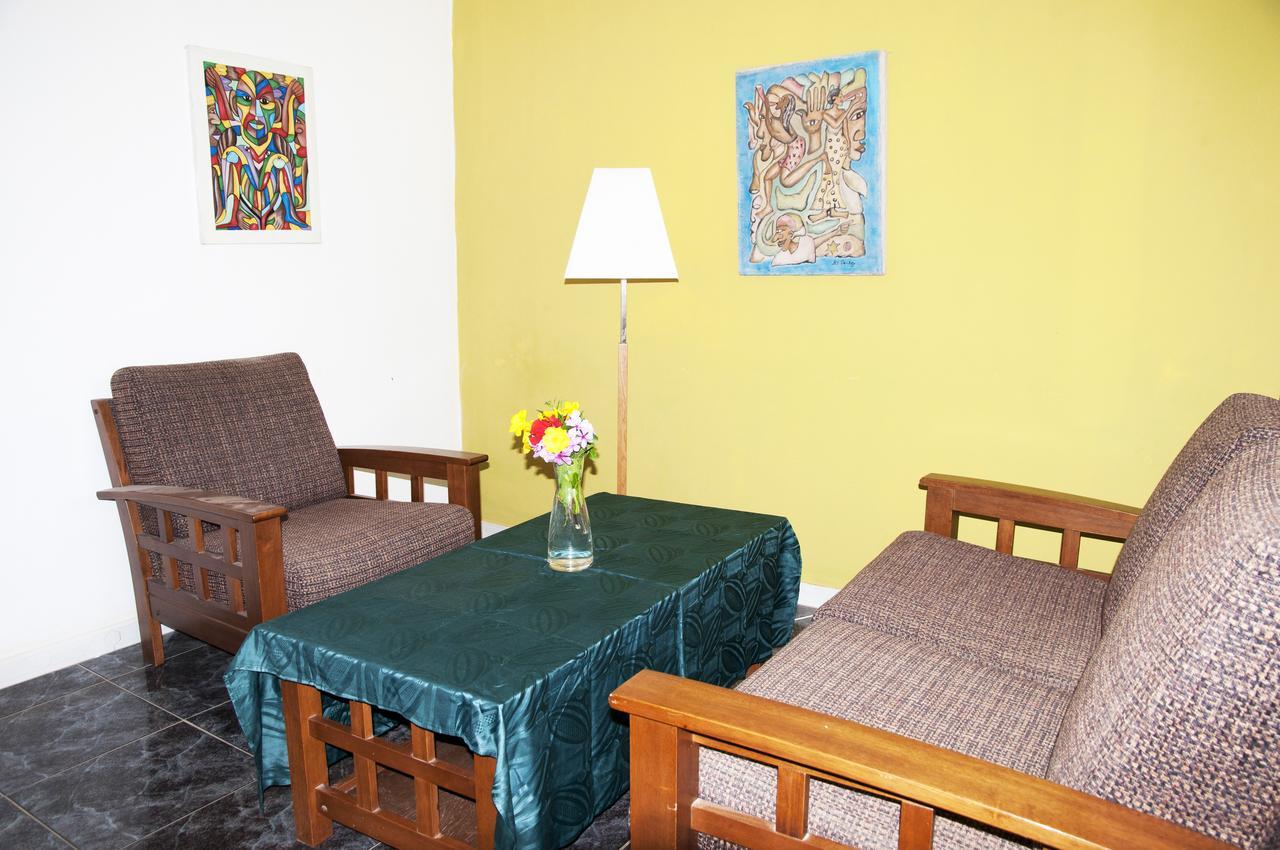 Bungalow Beach Hotel Serrekunda Luaran gambar
