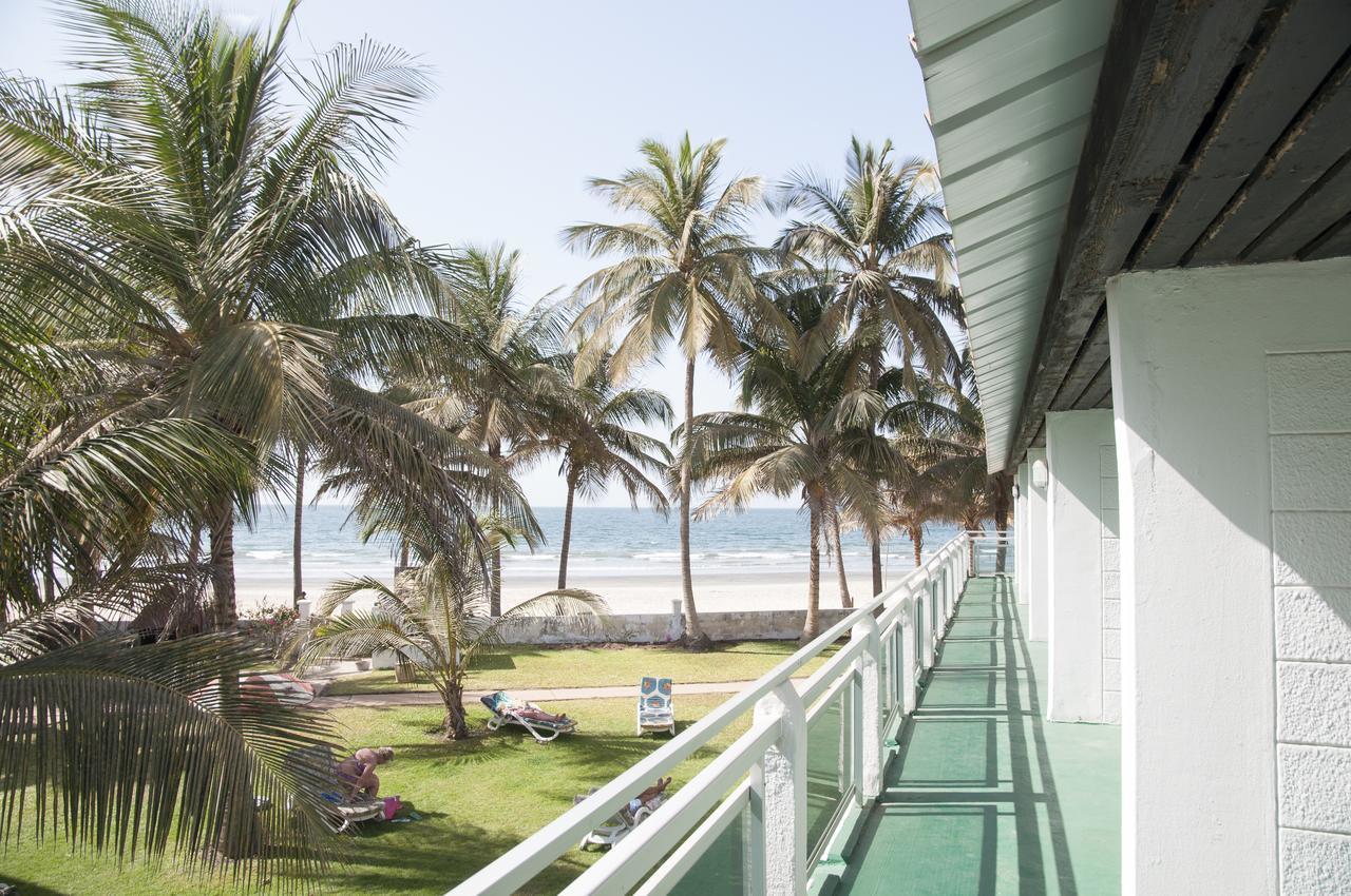 Bungalow Beach Hotel Serrekunda Luaran gambar