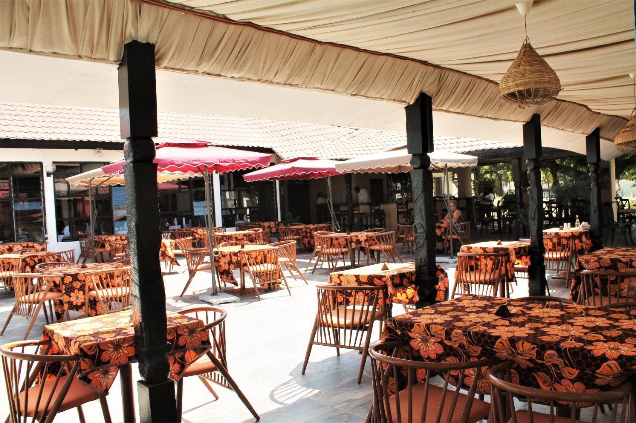 Bungalow Beach Hotel Serrekunda Luaran gambar